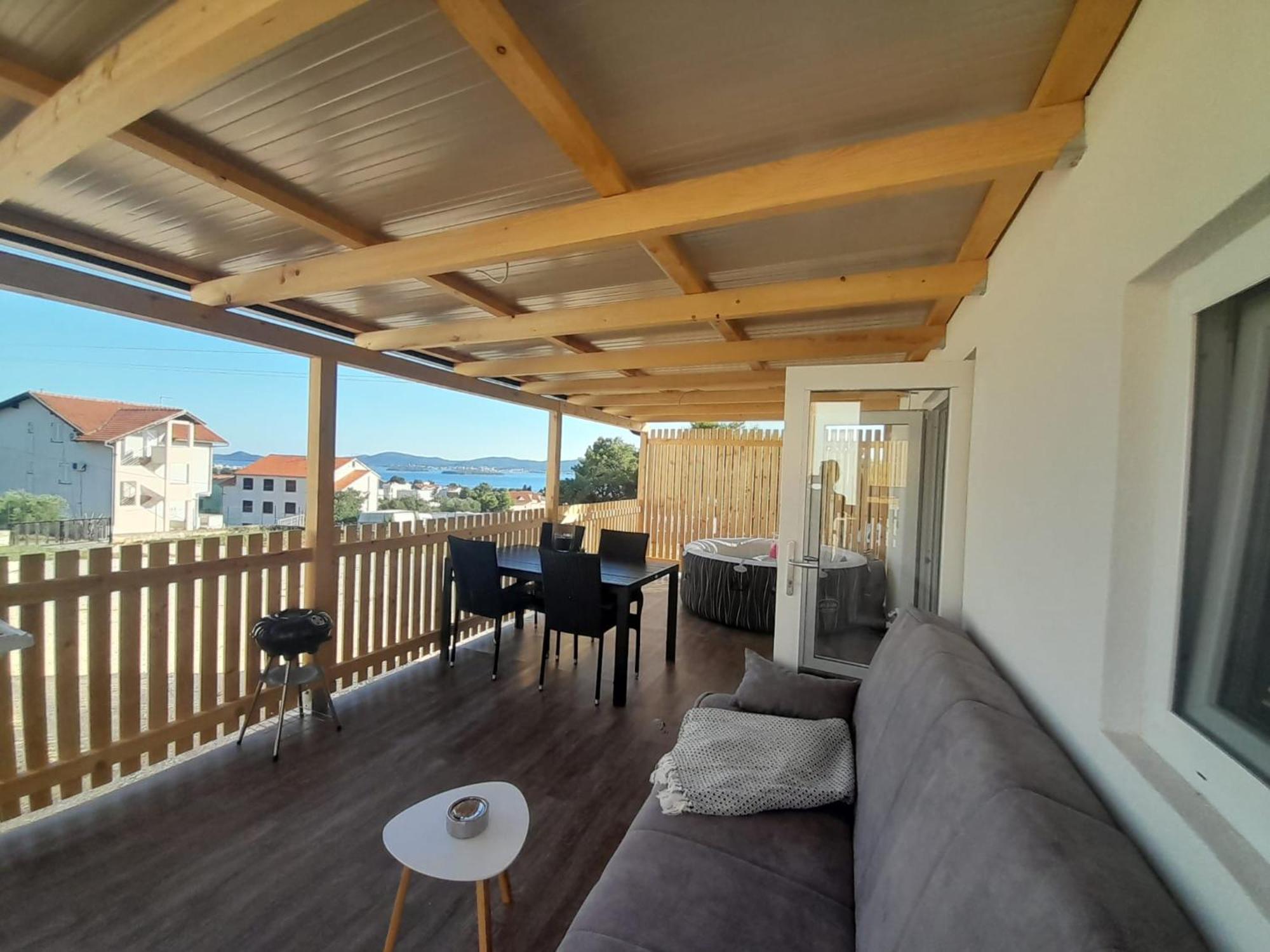 Tiny House Lily With Jacuzzi Apartment Sveti Filip i Jakov Bagian luar foto